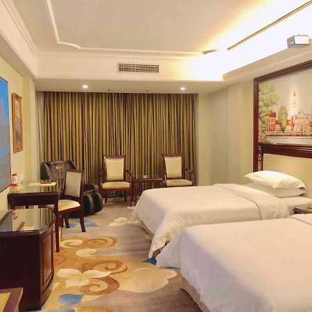 Vienna Hotel Guangzhou Shiling Экстерьер фото
