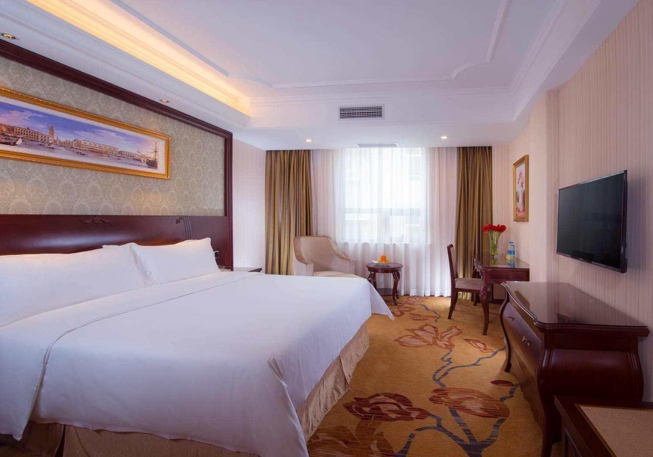 Vienna Hotel Guangzhou Shiling Экстерьер фото