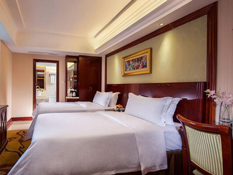 Vienna Hotel Guangzhou Shiling Экстерьер фото